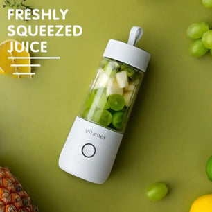 2000mAh Plastic Rechargeable Electric Fruit Mini Smoothie Juicer